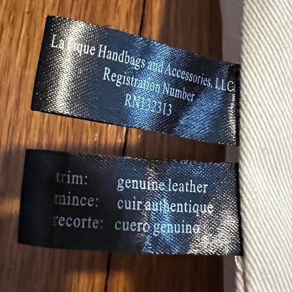 Elegant Tan Leather Hobo Bag - Picture 11 of 15